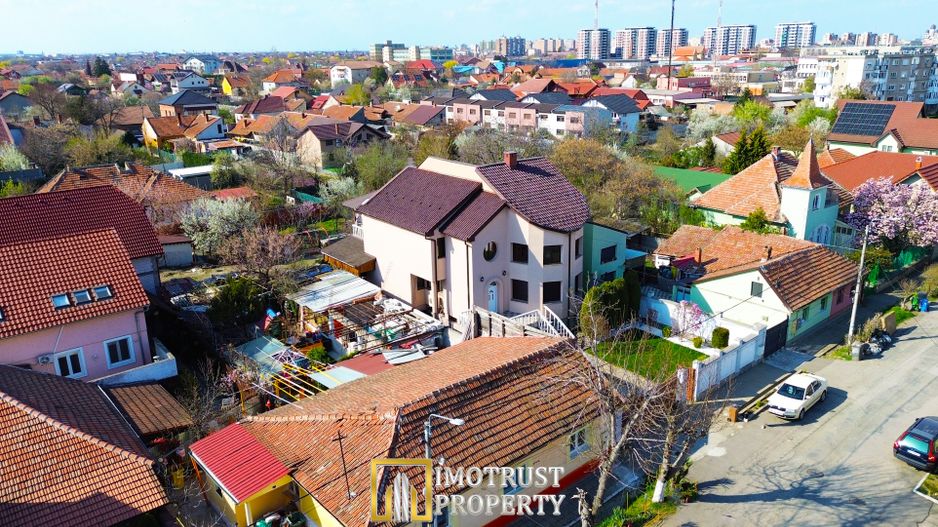 🏡 VILA DEOSEBITĂ DE VÂNZARE ÎN ARAD – ZONA CENTRALĂ - Poză 20