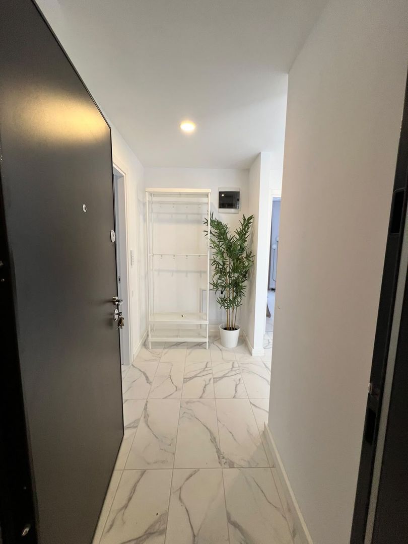 Apartament cu 3 camere de inchiriat in Cosmopolis - Poză 3
