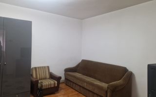 Inchiriez apartament cu o camera pe strada Gloriei - Poză 1