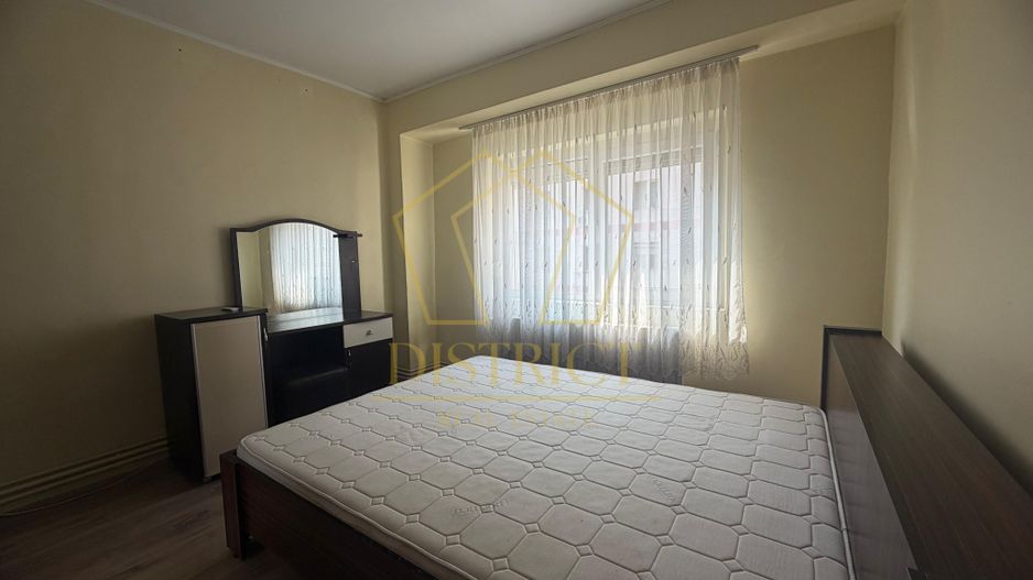 Apartament decomandat cu 5 camere si 2 bai, etaj 2 | Buziasului - Poză 5