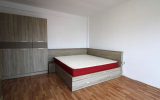 Decomandat, centrala proprie, parcare inclusa. - Poză 2
