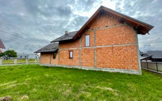 CASA LA ROSU DIN CARAMIDA + GARAJ I 12,5 ARI I VICOV DE SUS I - Poză 6