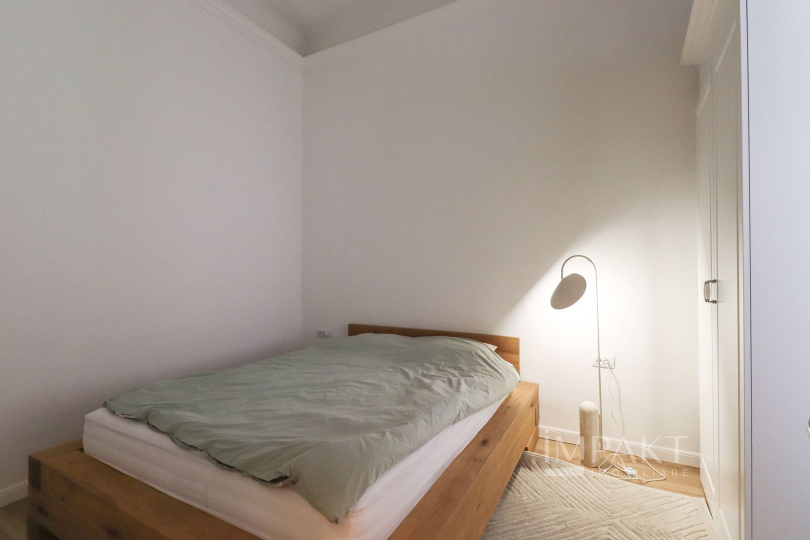 Apartament deosebit cu 4 camere in centrul orasului Cluj Napoca - Poză 12