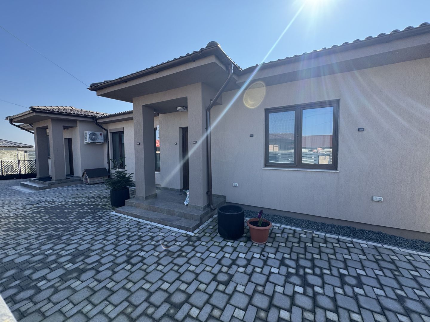 1\2 Duplex Parter Sacalaz 4 Camere,2 Bai - Poză 1