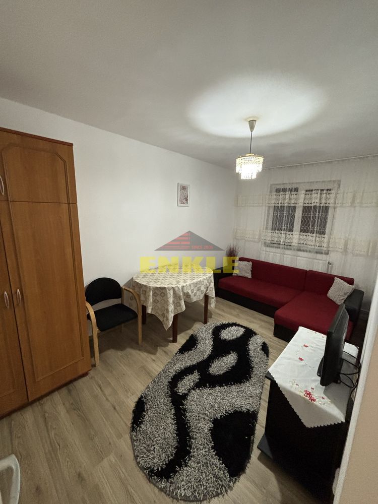 De vânzare apartament 2 camere, zona Carrefour - Poză 3