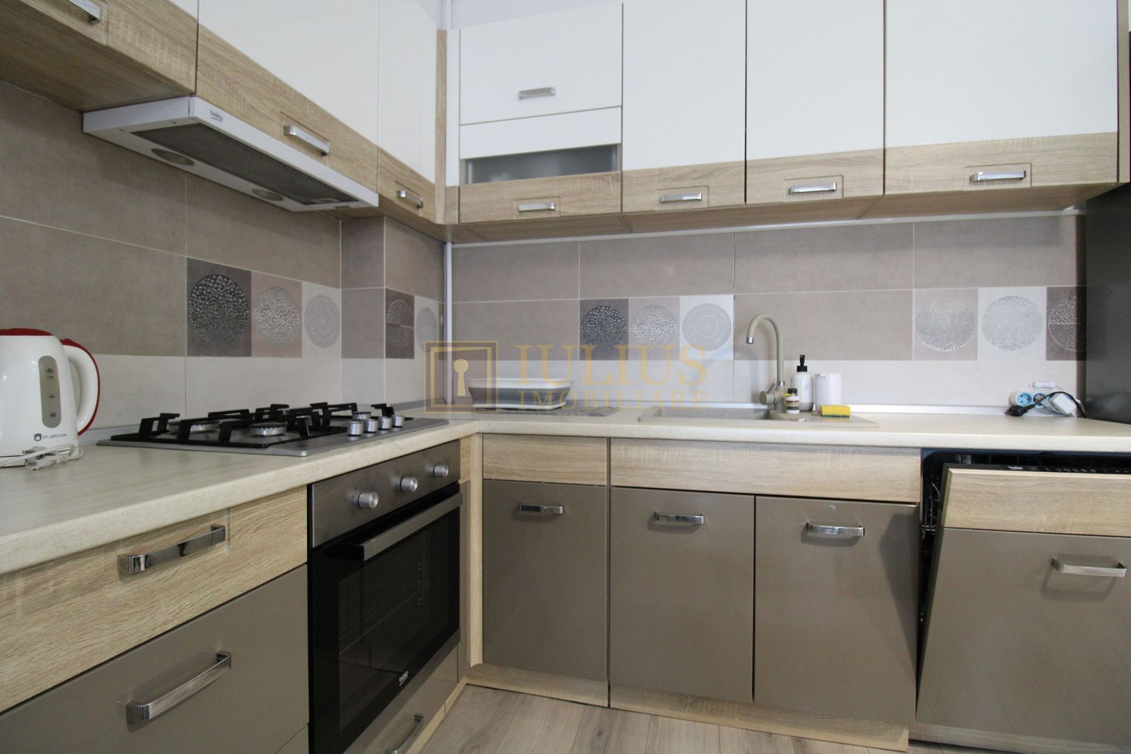 Bloc nou, loc de parcare, zona Aradului/str. LInistei - Poză 8