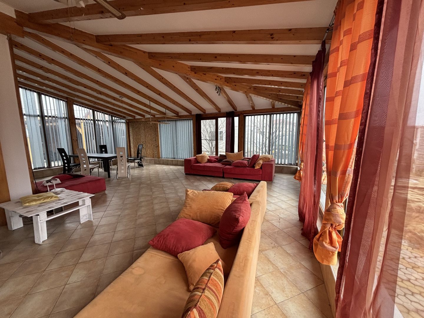 Individuala cu piscina - Poză 3