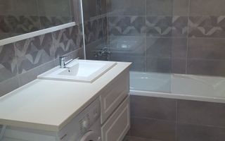 Apartament cu 2 camere, 56 mp in Europa, zona Luminia ! - Poză 4