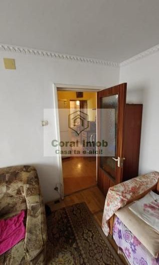 Vand apartament zona linistita - Poză 6