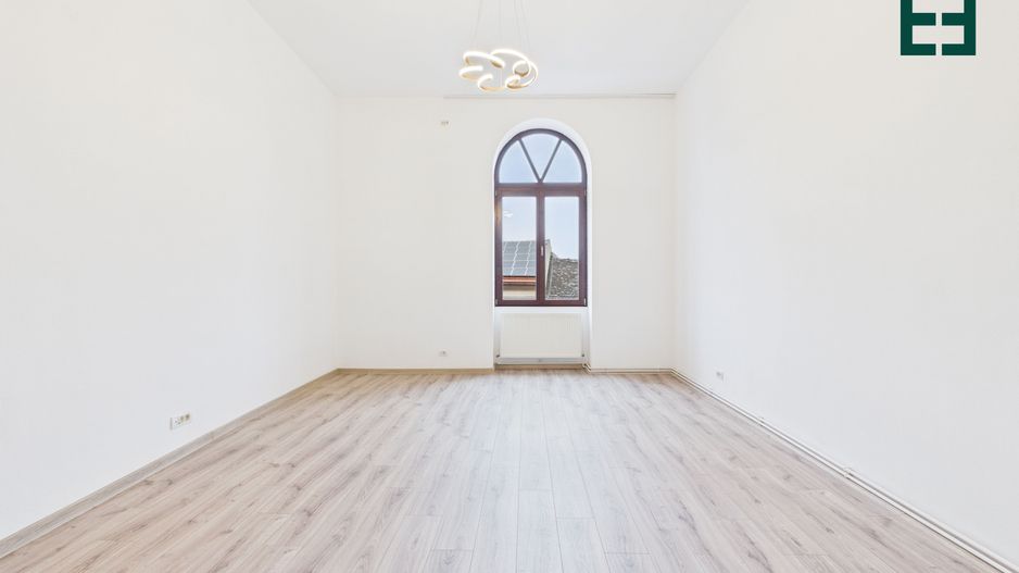 De închiriat Apartament cu 2 camere etaj 1 - Zonă Centrală - Arad - Poză 7