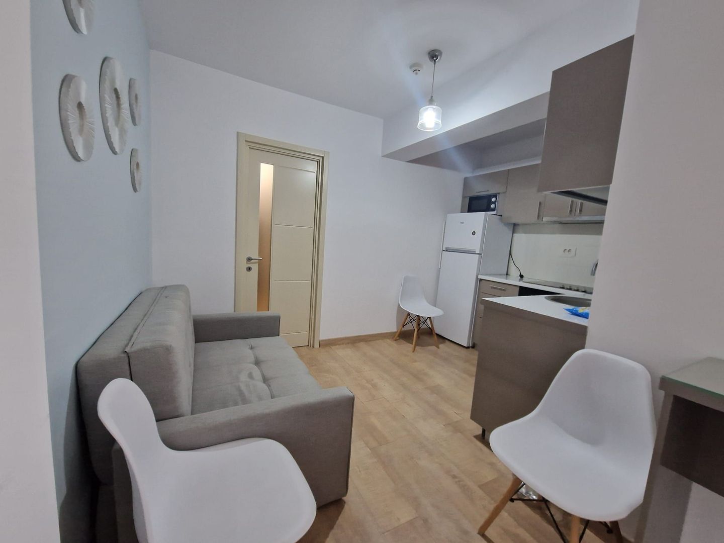 APARTAMENT 1 CAMERA | NEWTON - Poză 1