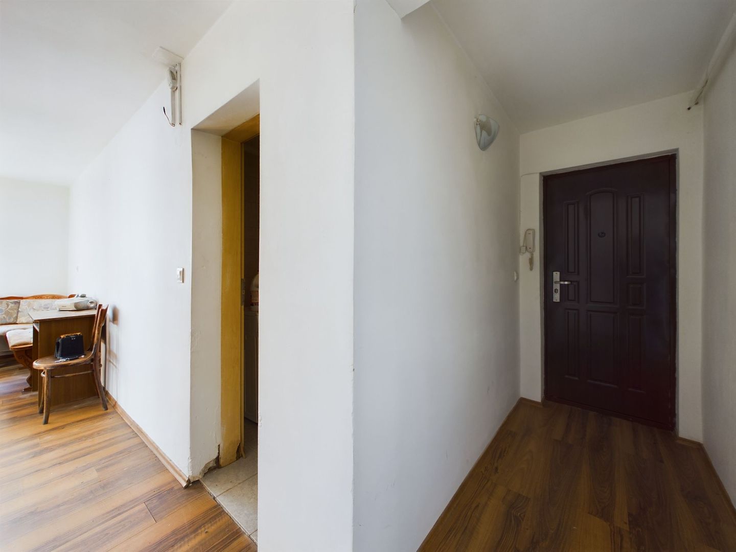 Apartament cu 3 camere, Hunedoarei - Poză 6