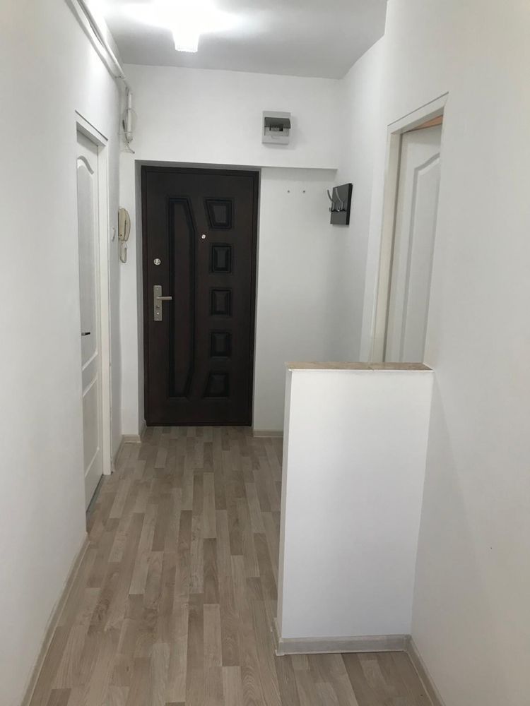 BRASADAS vinde garsoniera 30mp etaj 4/4 pe Careiului - Poză 2