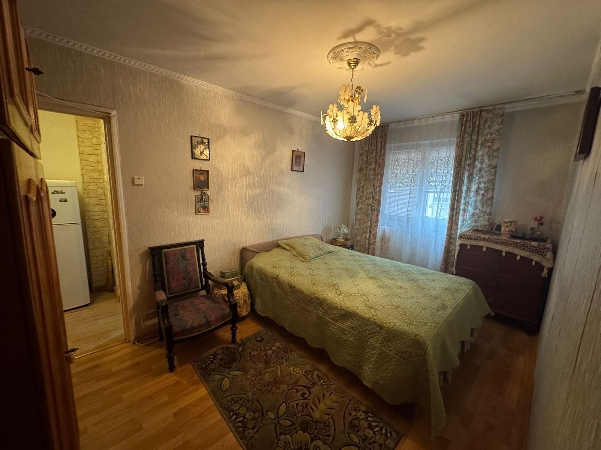 Apartament 3 camere de vanzare Drumul Taberei - Poză 9