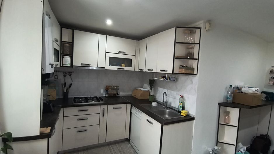 APARTAMENT DE VANZARE IN SIRET – 4 camere | Etaj 1 - Poză 13