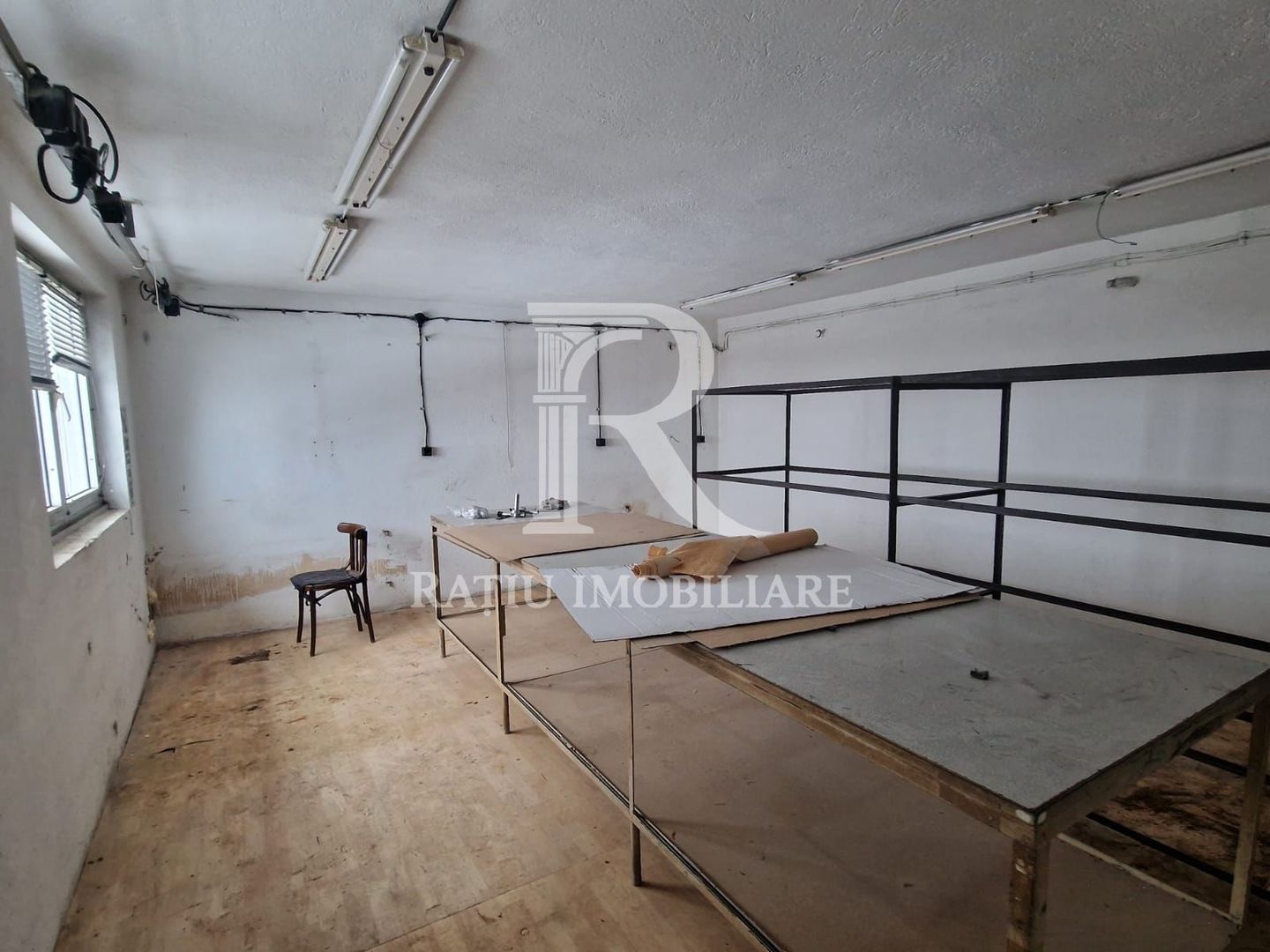 HALĂ INDUSTRIALĂ DE ÎNCHIRIAT | 1.400 MP UTILIZABILI | ORADEA  PRODUCȚIE • DEPOZITARE • BIROURI - Poză 6