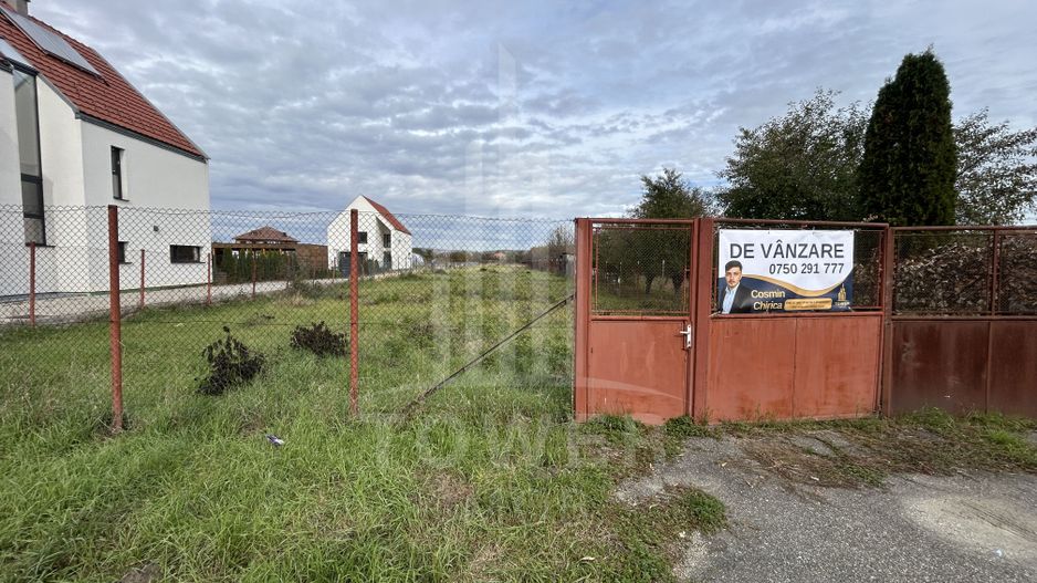 Teren intravilan de vânzare în Sibiu - Poză 1