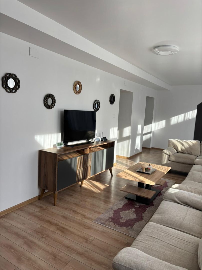 COMISION 0% | Casa Individuala + Garaj de Vanzare | Sacalaz | Central - Poză 5