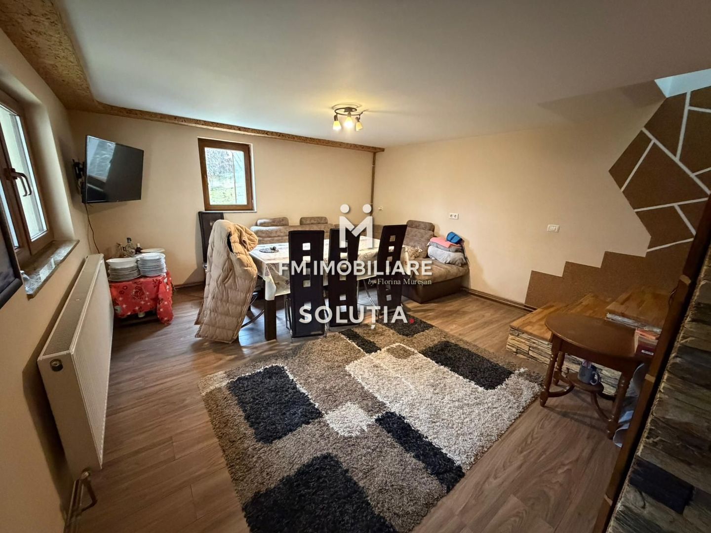 Casă de  vânzare cu vedere panoramică - Poză 13