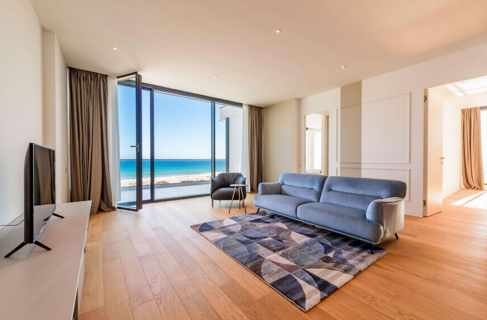Apartament premium cu 4 camere în One Mamaia Nord | Sea View - Poză 1