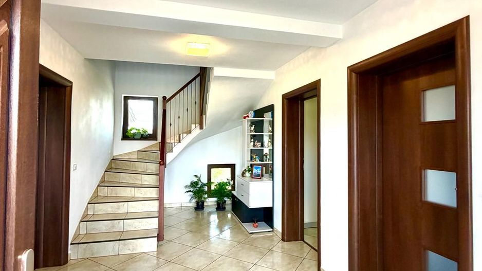 Casa individuala  PREMIUM   cu 4 camere - complet mobilata - Timisoara - Poză 2