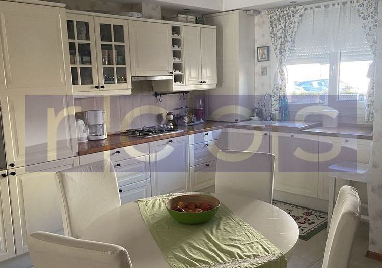 VANZARE VILA COSMOPOLIS | 85 MP UTILI | TERASA ACOPERITA | 2 LOCURI PARCARE | - Poză 1