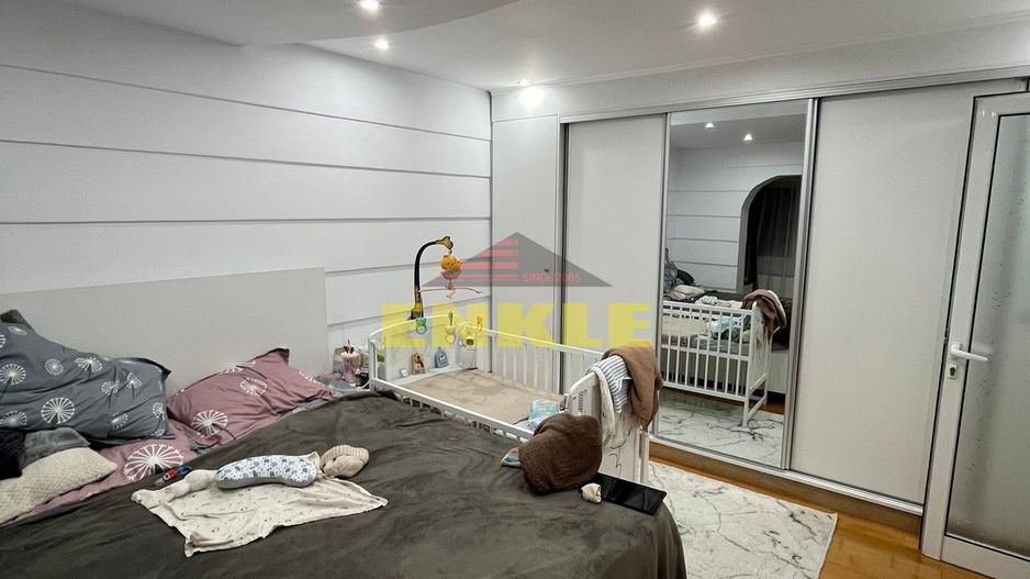 De vânzare apartament 3 camere – zona Stejari - Poză 5