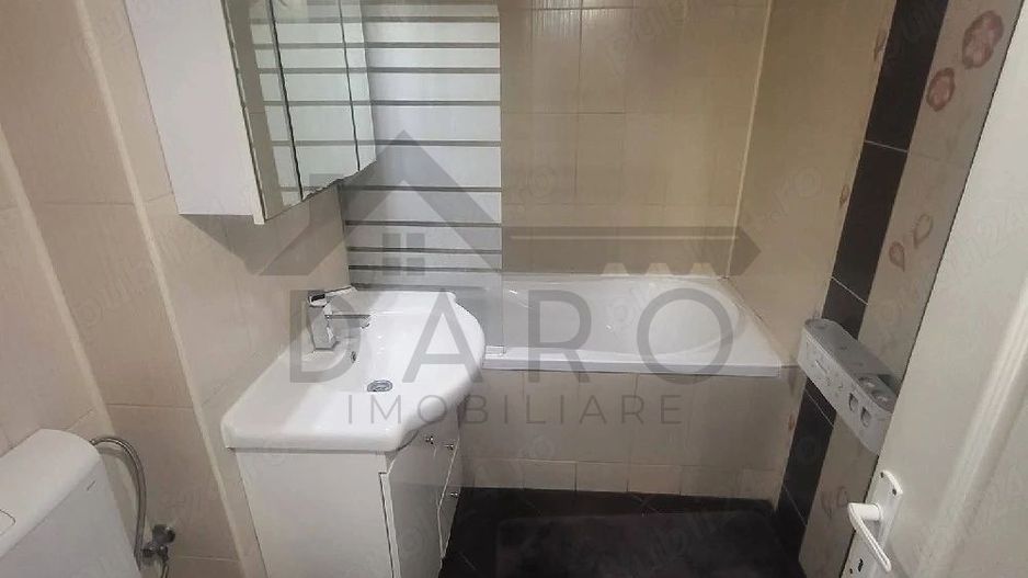 inchiriez apartament 3 camere 2 bai in Unirii Târgu Mureș - Poză 6