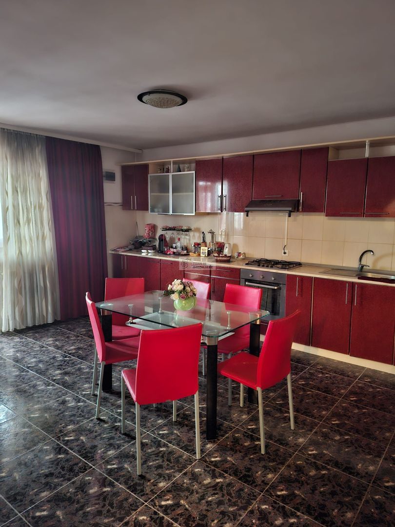 Casa/vila de vanzare in Garoafa /Vrancea - Poză 4