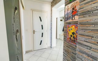 Apartament 2 Camere Decomandat / Etaj Intermediar Sanpetru - Poză 4