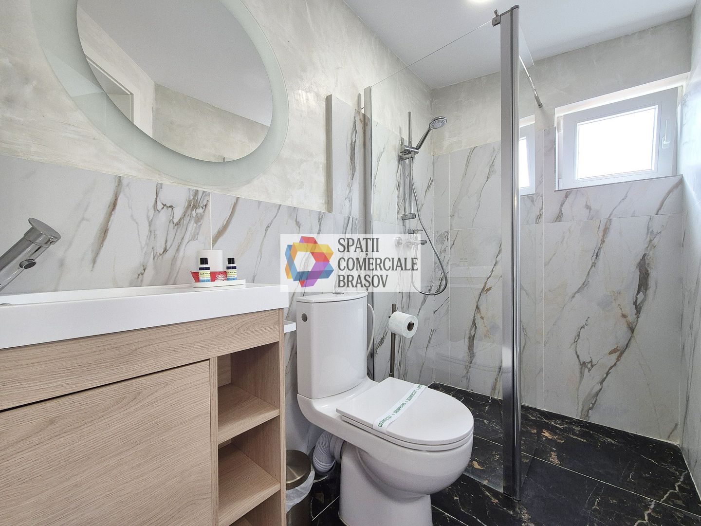 Casa regim hotelier la cheie -225 mp - Poză 10