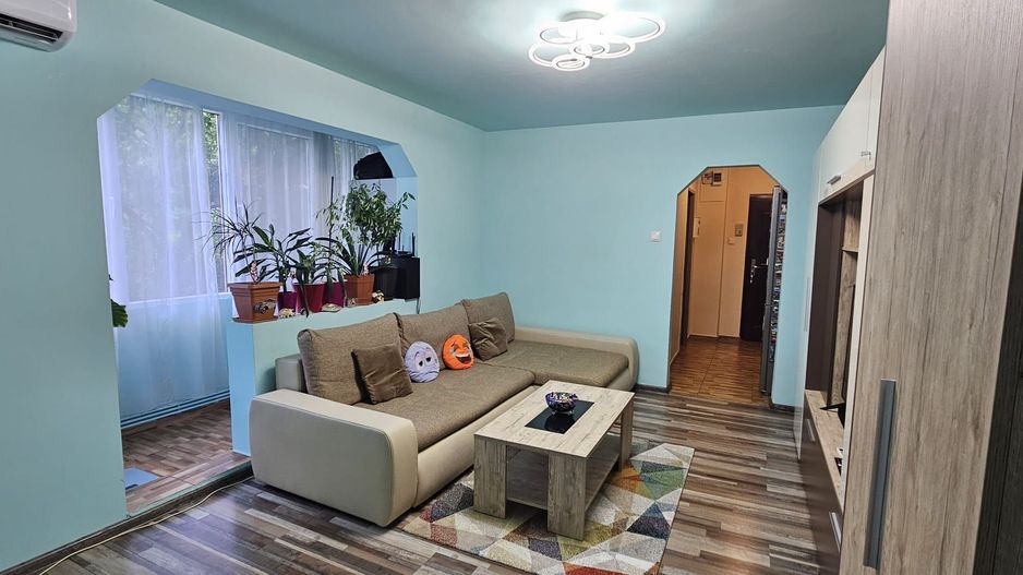 Apartament 3 camere, Zona Circumvalatiunii, Etaj 2, Mobilat si Utilat complet - Poză 1