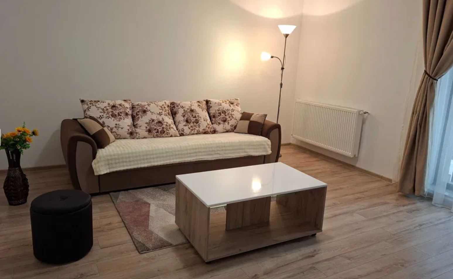 Apartament 2 camere LUX -  bloc nou - centrala proprie - Parcare - Poză 2
