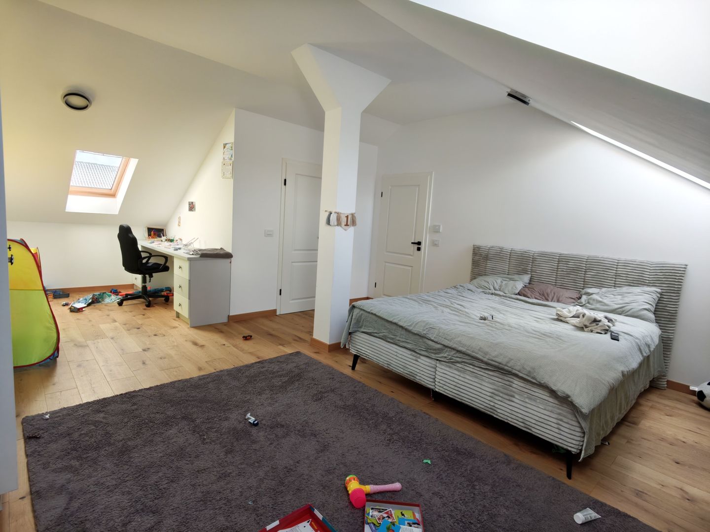 Casa Insiruita Sacalaz P+E+M 4 Camere,3 Bai,Clasa Energetica A+, Mobilata - Poză 11