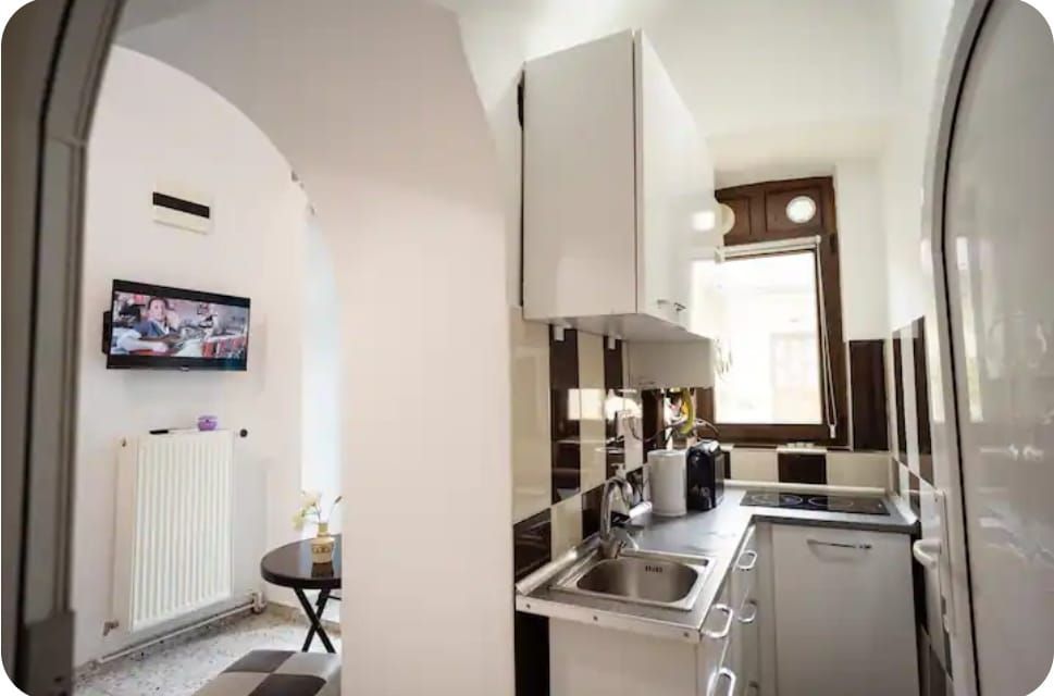 Garsoniera De Inchiriat | Ultracentral | Piata Unirii | UMF - Poză 4