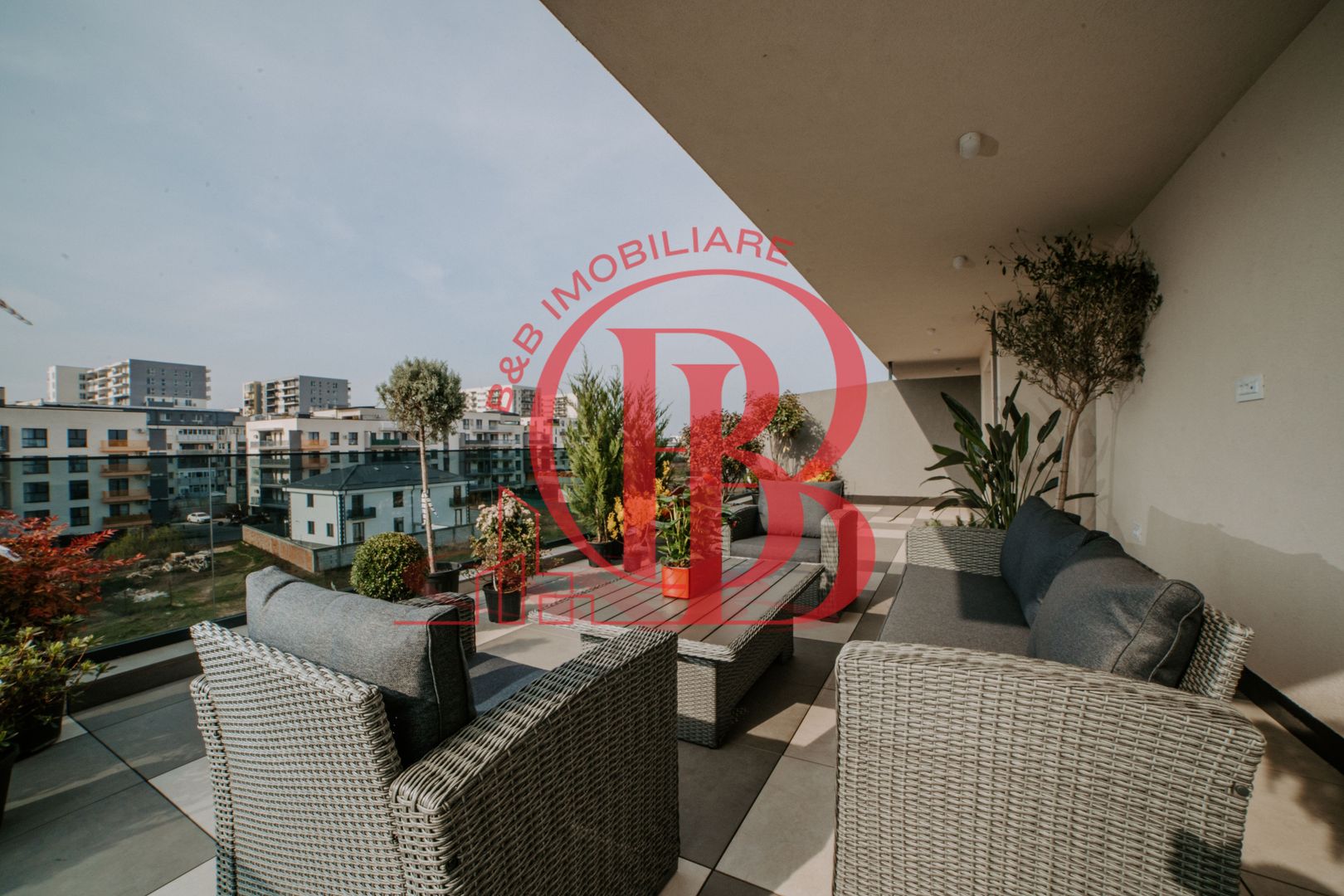 Penthouse 2 camere mobilat utilat panouri solare pompa caldura - Poză 4