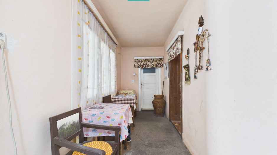 Casă în localitatea Gurahonț, județul Arad - Poză 5