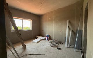 Casa individuala cu teren generos - Dumbravita - Poză 13