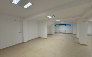 Spatiu de inchiriat aproape de Piata 700 si zona centrala - Poză 2