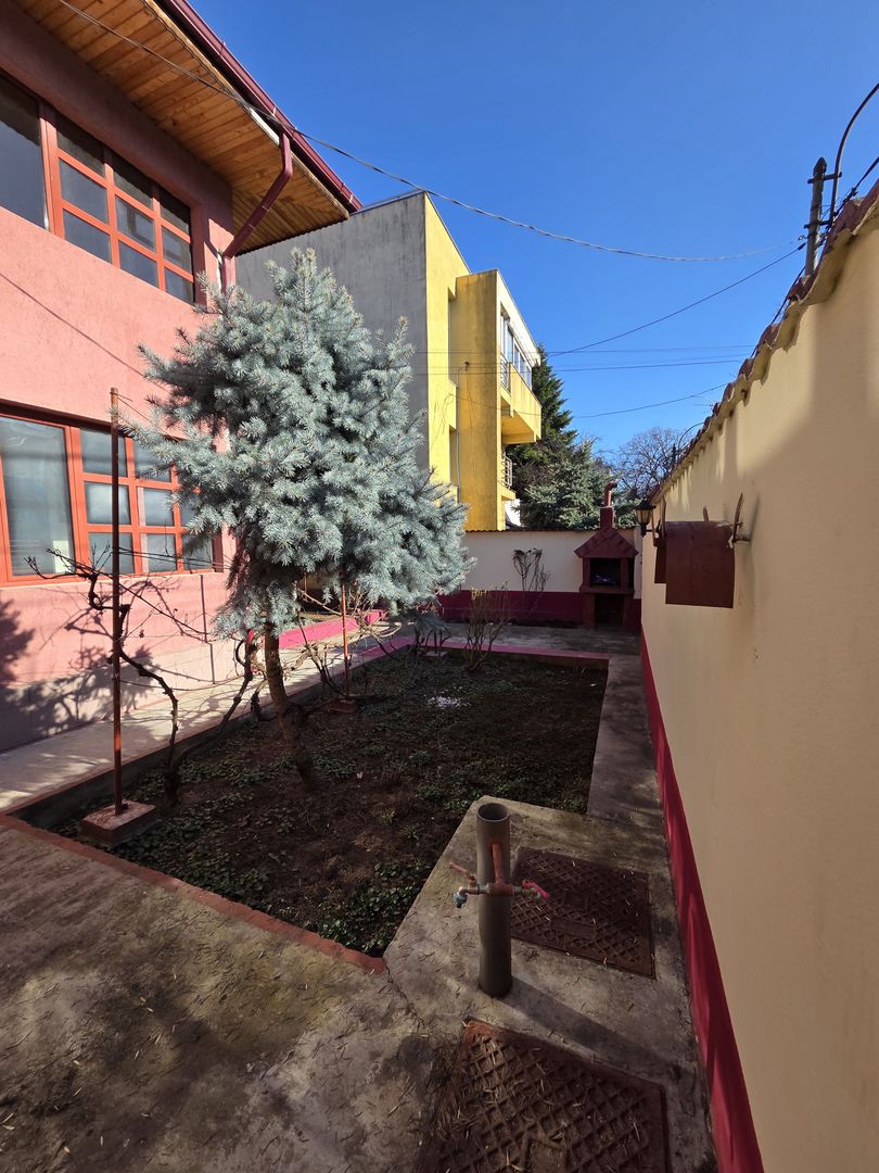 NOU! Vila in spatele Bisericii Bazilescu - Poză 2