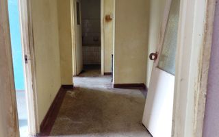 🏡 APARTAMENT CU 3 CAMERE DE VÂNZARE – MICRO 16,ET.4 - Poză 1