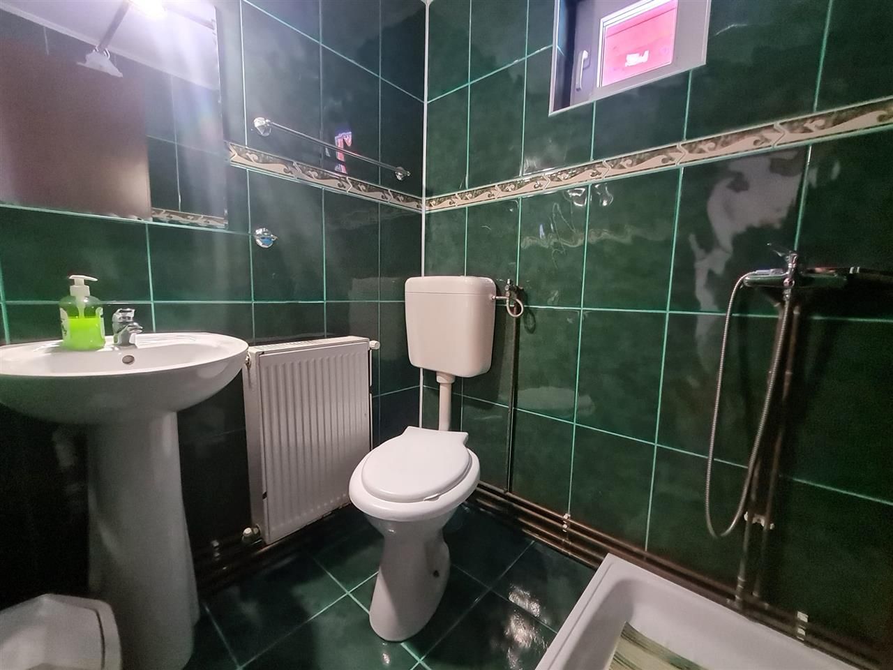 In regiune pitoreasca, cu view montan, Moeciu de Jos, Bran, Brasov - Poză 16