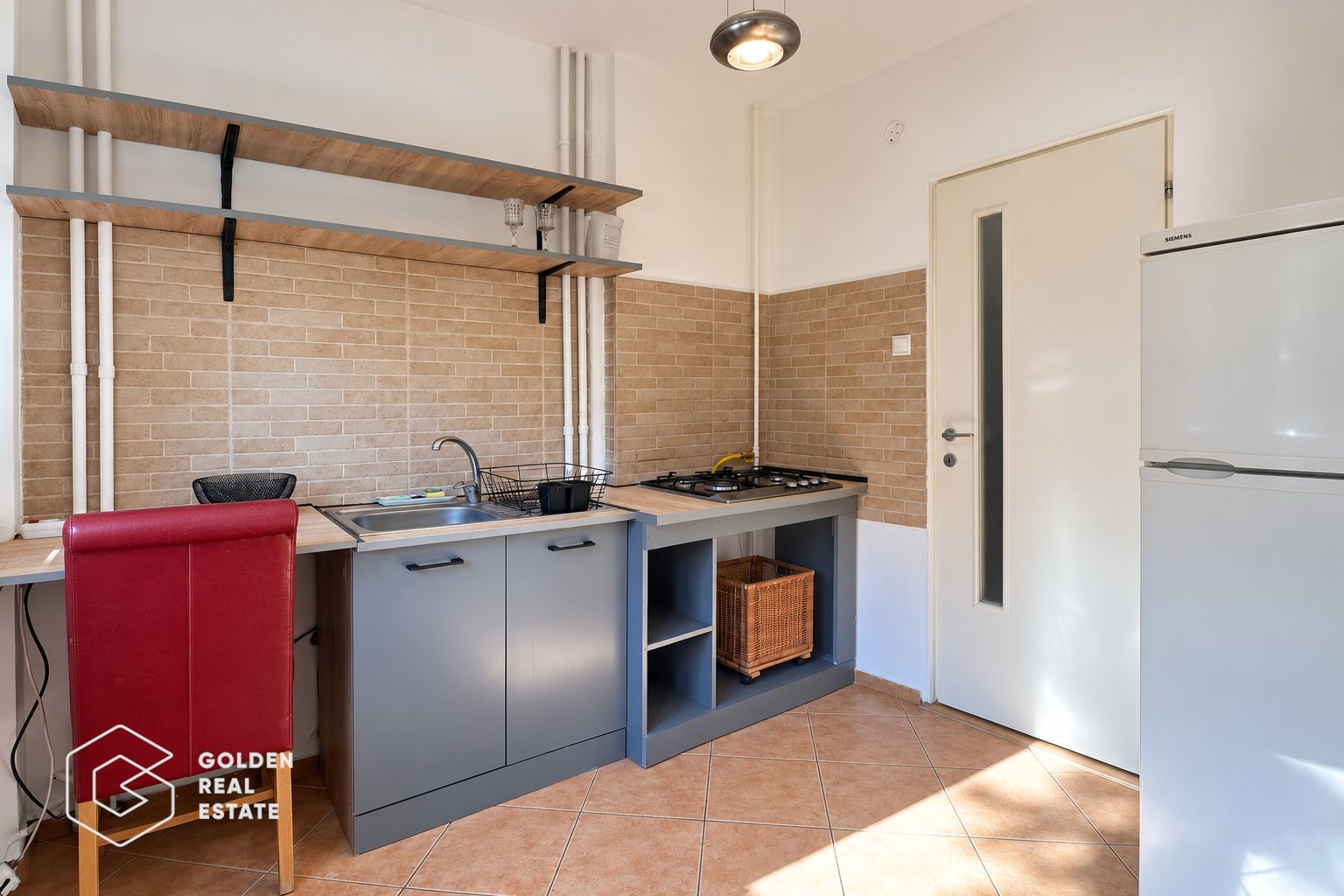 Apartament 2 camere,  Podgoria, Bulevardul Revoluției - Poză 3