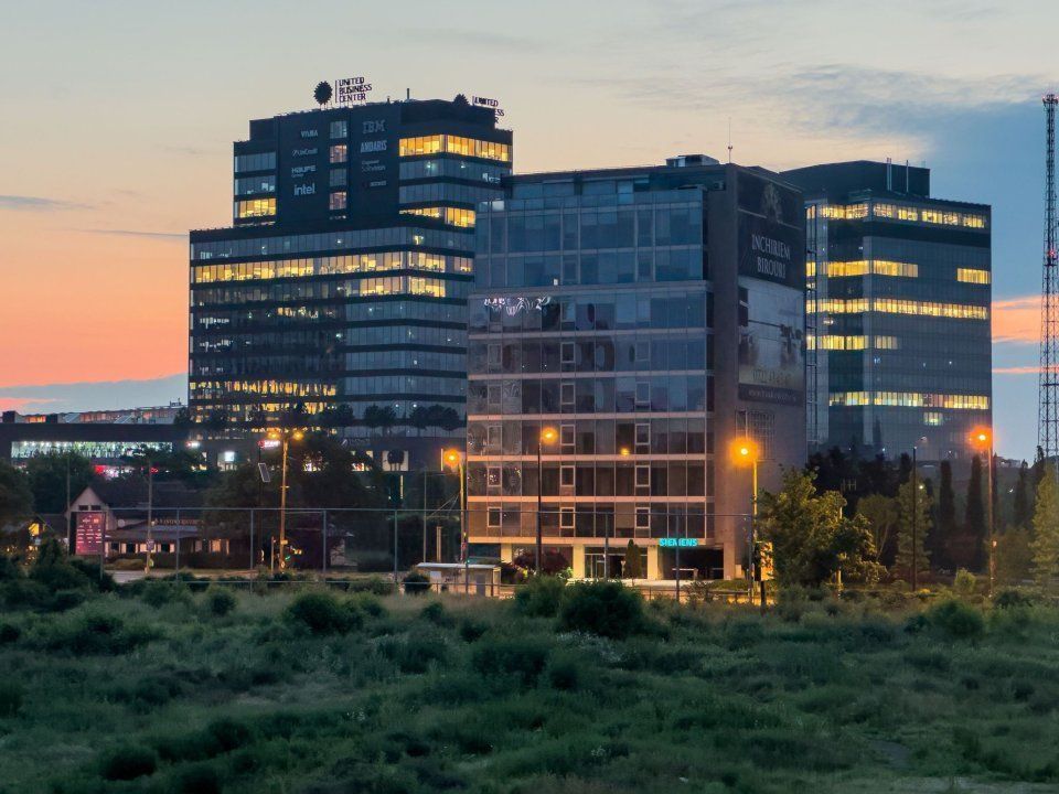 Apartament  3 camere zona Centrala - Poză 20