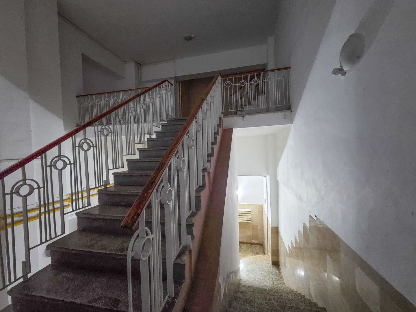 Apart 3 camere birouri stradal Bulevardul Unirii colt Nerva Traian - Poză 25