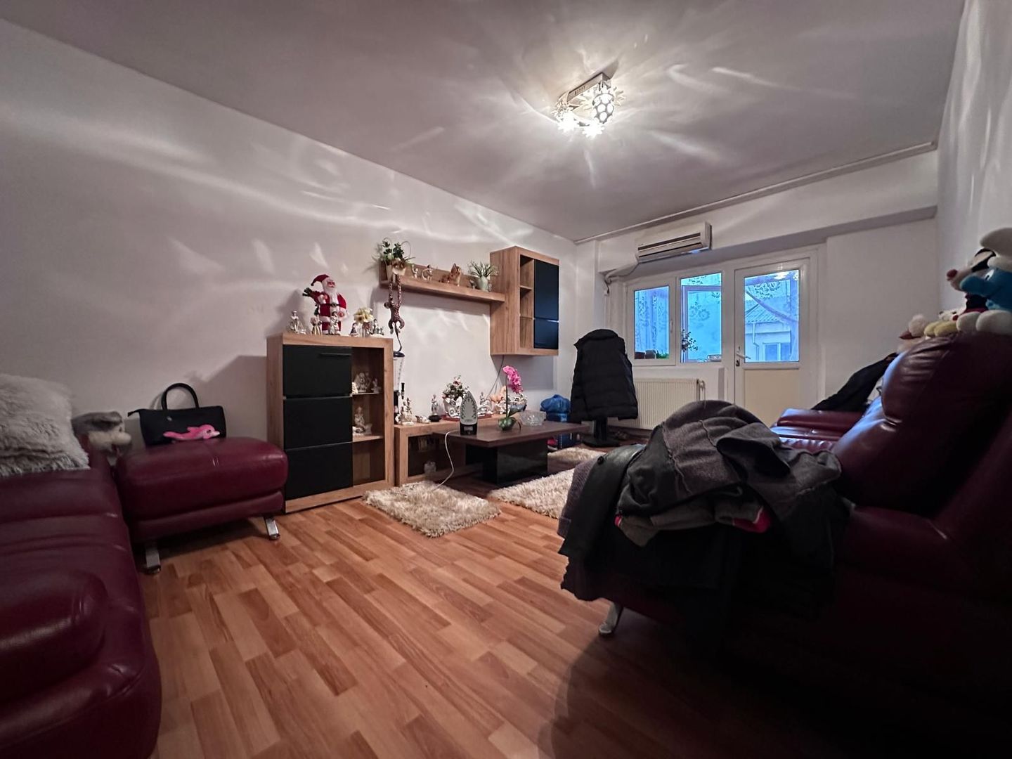 Apartament spațios cu 4 camere de vânzare! - Poză 8