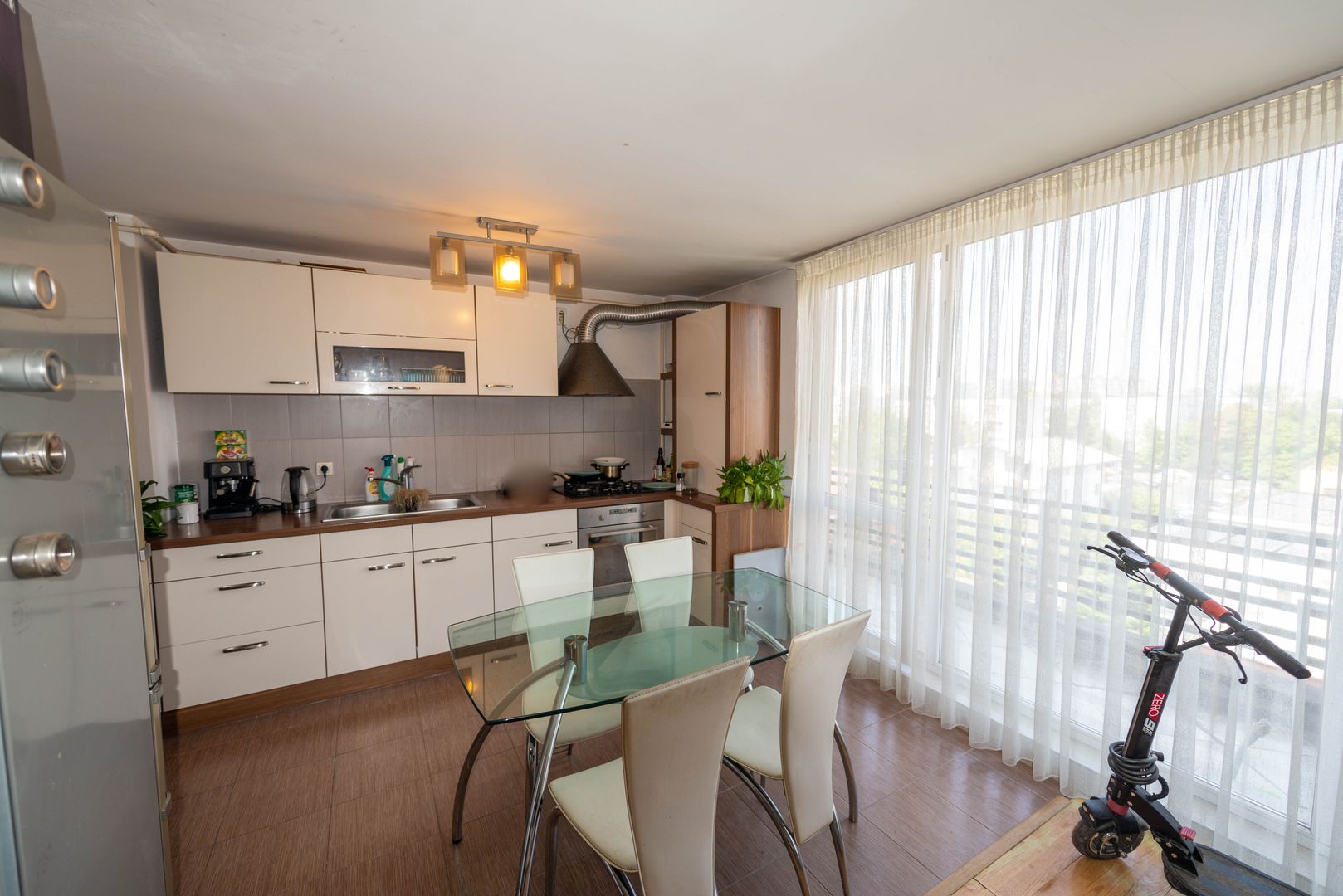 Apartament cu 2 camere de vanzare zona 1 Decembrie 1918 strada Fetesti - Poză 5