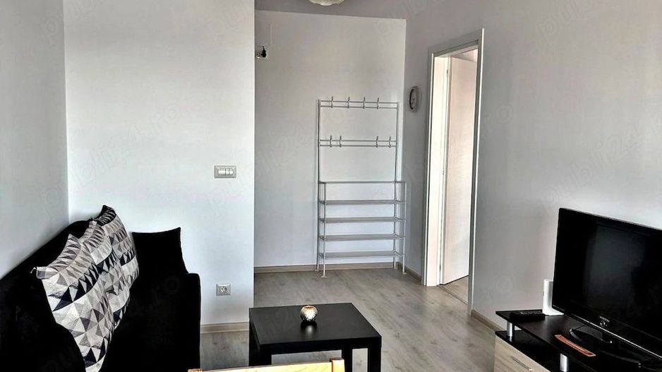 Închiriere Apartament cu 3 camere Pallady, prima închiriere, centrală, balcon - Poză 1