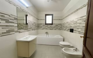 CASA COMPLET UTILATA SI MOBILATA MODERN CU GRADINA | 1100 MP |MARGINEA - Poză 34