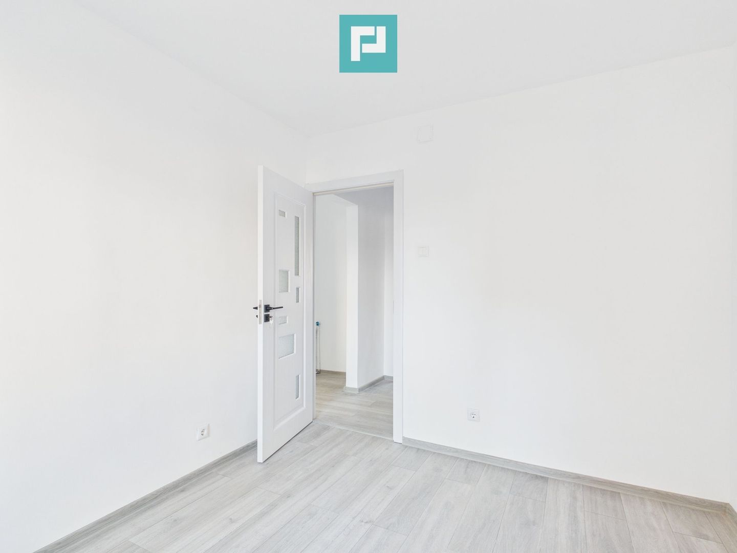 Apartament 4 camere, 2 băi în Freidorf - Poză 19